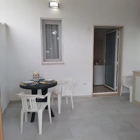 Casa Vacanza Nonna Nina Affittacamere *